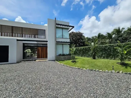 Brand New, 4 Bdr, Modern Casablanca!