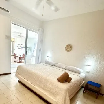 Direct Oceanfront, Corner Balcony Panoramic View of Beach, Half Moon Bay, Akumal