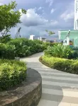 Modern deluxe studio unit  Abreeza Place, with WiFi/Netflix in Davao City Hotels in 