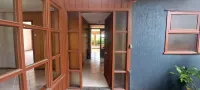 Casa con Vista Panorámica al Lago y Volcán