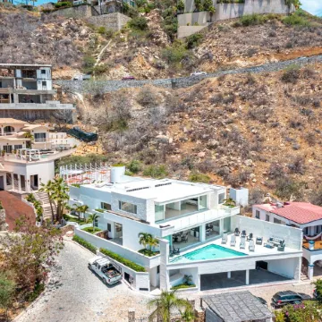 Bayview Villa @ Pedregal Cabo / 6 Bedroom 6.5 Bathrooms