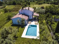 Summer offer/ Villa ULIKA, near the sea/with private pool/quiet place