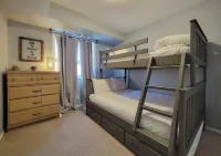 Cozy Invermere Condo by the water Hotels in Invermere