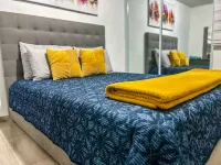 Bayshore Apt.|2PPL| Beach| Balcony| Top Location