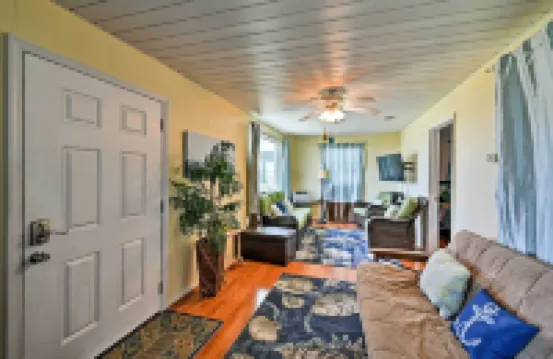 Galveston Beach House w/ Private Deck & Gulf Views