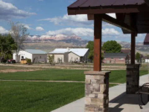 拜比石墊汽車旅館 特洛匹克酒店