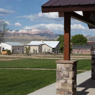 Bybee's Steppingstone Motel