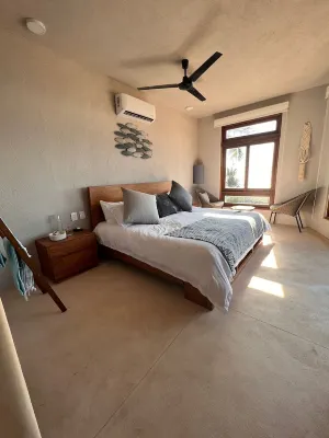 Beautiful 2BR/2BT Beachfront
