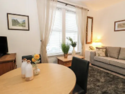 Lismore Hotels in Crieff