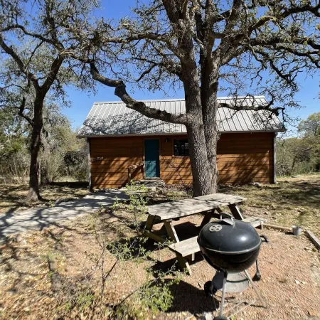 Walnut Canyon Cabins