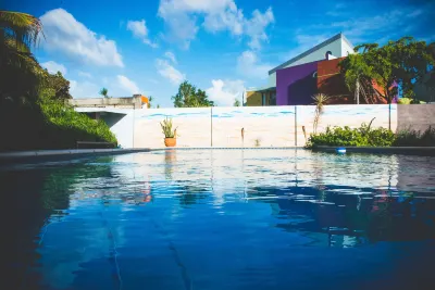 Shalom House Hotels in 