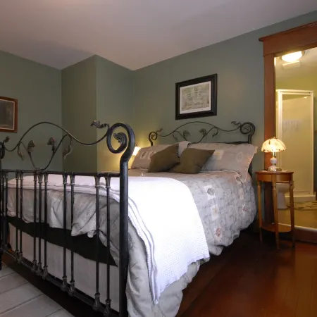 Phoenix House B&B