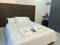 Casa de Apolinar Resort