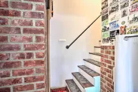 New York Vacation Rental w/ Smart TVs & Cable