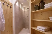 Chalet Tyrolian Apartments - by Familiaris - Pools 500 Meters - spa