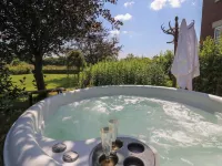 Tirallen Hotels in Llandovery