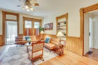 Walk to Medina Public Square 1880 Historic Home