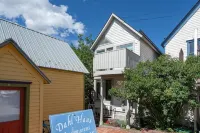 Style & Location! Steps to Gondola, Main Street, River 1 Bedroom Condo by RedAwning - balcony