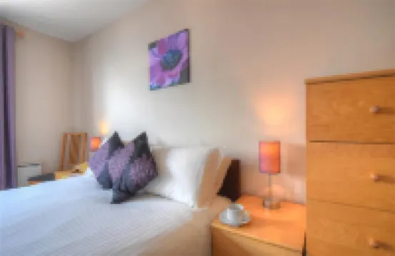 海灣觀景法院4號