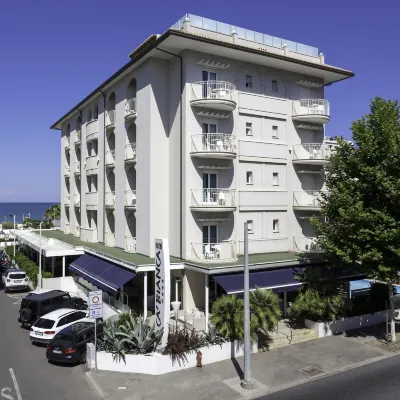 Hotel Ca' Bianca Hôtels à proximité de : Mojito Beach Riccione