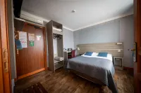 Logis hôtel Au Relais Nivernais Hotel a Imphy