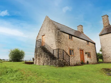 Ty Tabitha Wynne Отели в г. Мостин