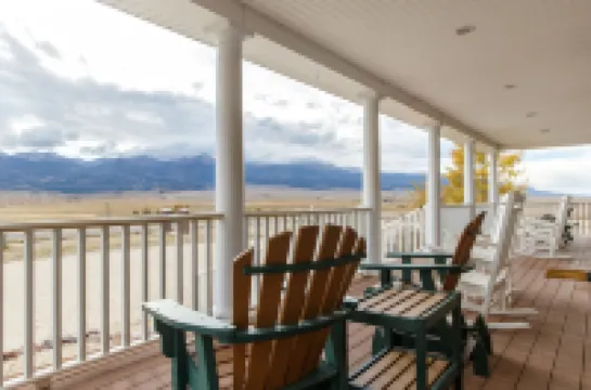 ランプ ポスト ロッジ