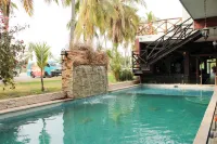 Hotel Chiringuito de Palo - piscina