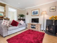 October House Holiday Cabin Hotels in Fordingbridge
