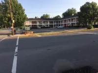 Motel Town House Hotel di Bedford Township