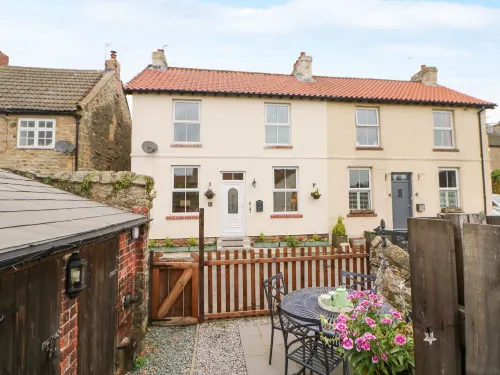 Magnolia Cottage Hotels in Gilling with Hartforth and Sedbury