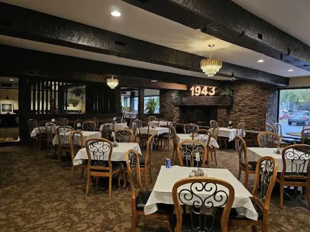 Pine Lake Resort and Banquets