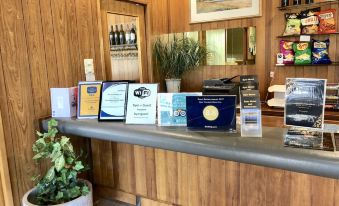 Byer Fountain Motor Inn