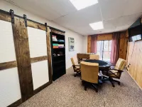 Chalet Cabin, Mountain Views, Spa Tub Near Helen with Hiking Trail to Creek - Mountain view