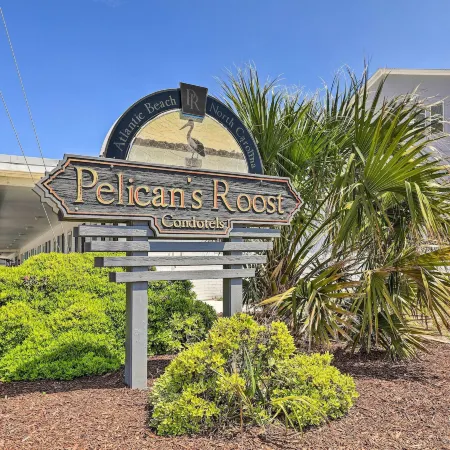Atlantic Beach Studio w/ Community Pool!