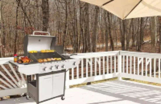Stunning Poconos Villa - Hot Tub, Pool, Game Room, Firepit, BBQ & more.