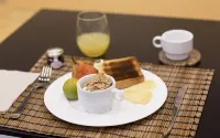 ソム ヒプスーツズ ザラート