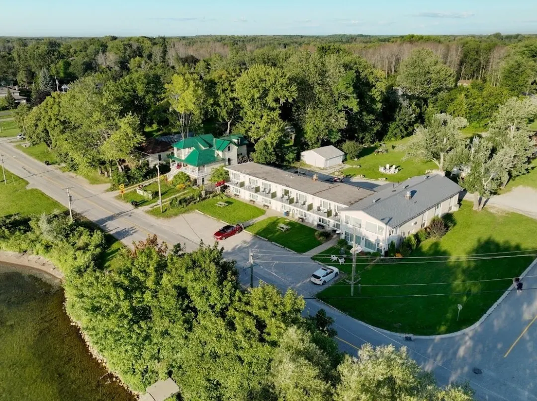 Lakeside Inn - Orillia