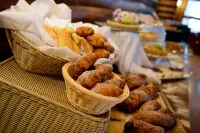 Logos Hotel in Yad Hashmona - Frühstück