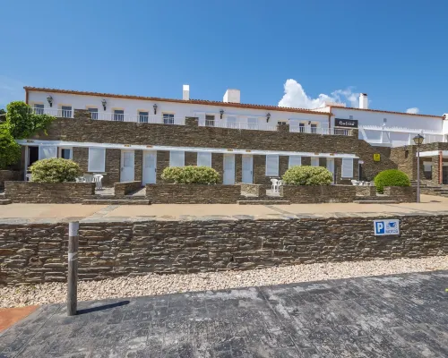 Hotel Calina Hotels in Cadaques