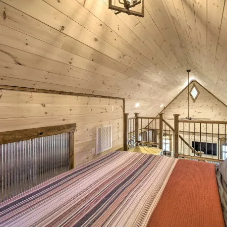 Stunning Cabin Getaway w/ Private Hot Tub!