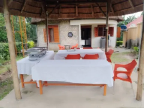 White Cat Farm Hut Inn Ξενοδοχεία στην πόλη Igara