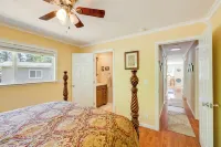 Groveland Vacation Rental w/ Private Deck & Grill!