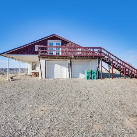 Charming Farmington Home ~ 16 Mi to Aztec Ruins!