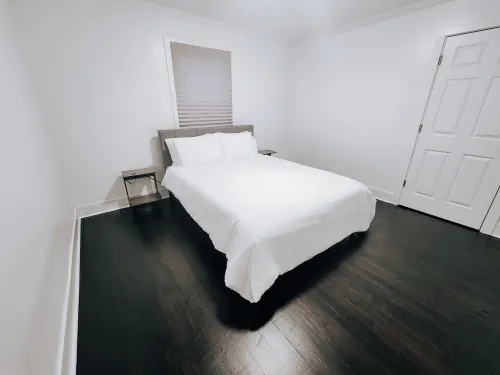 Blissful Breeze Hotels in Maury County