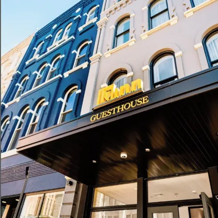 Kinn Guesthouse Downtown
