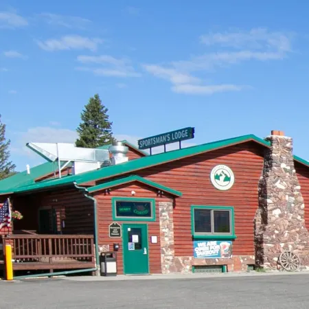 Sportsman's Lodge