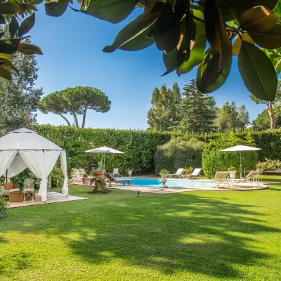 La Gaura Guest House Hotels near Acilia