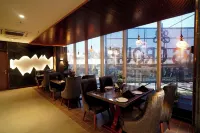 هوتل ساكورا جولد فنادق في جورجاون