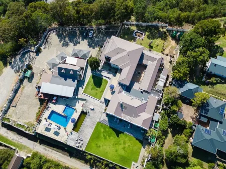 Issaquena Heights Boutique Hotel Отели в г. Книсна